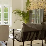 Arbide House 아파트 레이오나